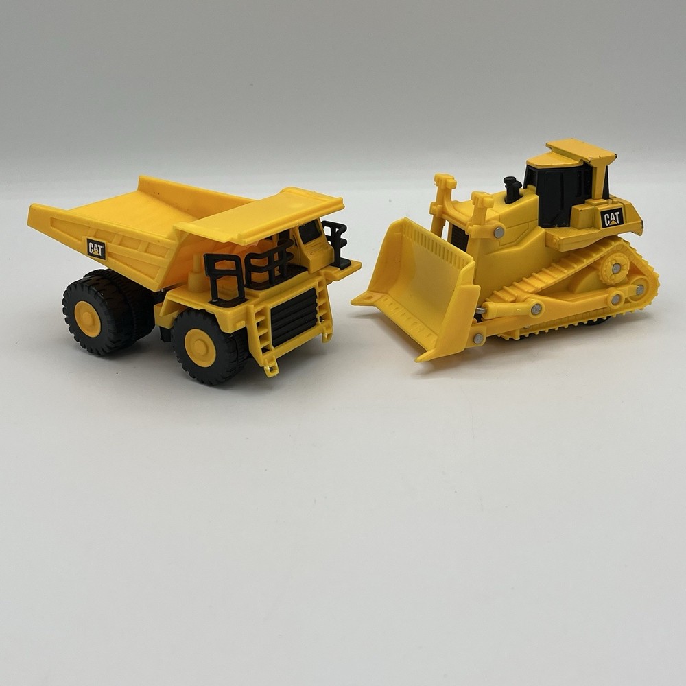 Vtg 1998 Mattel Caterpillar Dump Truck & Bulldozer Plastic Metal Collectibles
