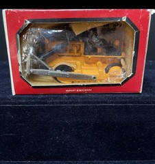 Grip Zechin D5 Cat 1/56 Scale Vintage Tracks Damaged.