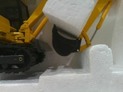 Old Cars Komatsu PC95 Track Type Backhoe & Blade 1/35 Scale Yellow Very Good