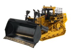 CAT Caterpillar D11T CD Carrydozer w/ Operator (High Line Series) 1:50 Scale –
