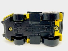 2005 MAISTO TONKA YELLOW MOD WHEELS DIECAST DUMP TRUCK 1:64 Scale Hasbro