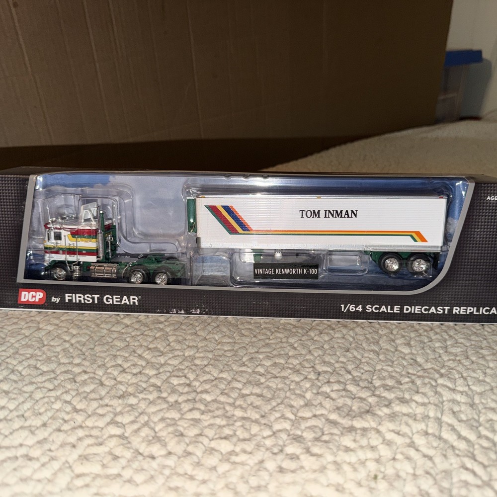 DCP 1/64 Scale Kenworth K100 COE Truck With 40′ Vintage Refrigerated Trailer T.I
