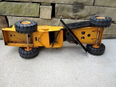 Vintage Tonka Mighty Road Grader with Double Blade Orange 54726