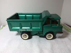 Vintage Structo Dumper Pressed Steel Collectible Truck blue/green, Nice!!