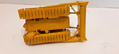 1:50 INTERNATIONAL HARVESTER TD-15 CRAWLER/DOZER W/Blade/Rops~ First Gear IH