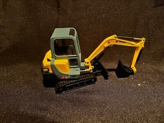 New In Box B37 Yamaha JOAL Die Cast Metal Compact Mini Excavator 1:35 With box