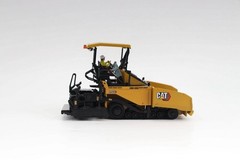 DM 1/50 Scale Cat AP655 Asphalt Paver Diecast Model Toy Gift NIB 85590MH