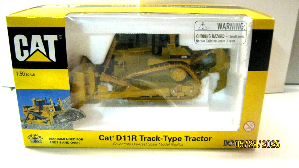NORSCOT 1999 CAT D11R TRACK-TYPE TRACTOR 55025 1:50 DIECAST MODEL OPENED BOX