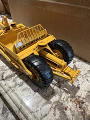 Caterpillar No. 456 Scraper ACMOC 1/25 First Gear 2011. No Box. Great Price!