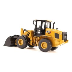Diecast Masters 1/50 CAT 930 Wheel Loader High Line Series 85779