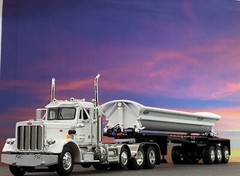 1/64 DCP WHITE PETERBILT 359 TRI AXLE W/ SMITHCO TRI AXLE SIDE DUMP TRAILER