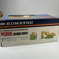 SHINSEI 614 Komatsu PC650 Loading Shovel Die-Cast 1:50 Scale With Original Box