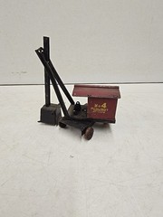 Antique Metalcraft St. Louis Pressed Steel No. 4 Steam Shovel