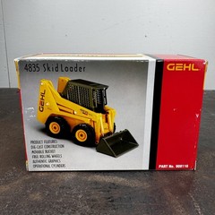 GEHL 4835 Skid Loader 1:25 Scale Diecast – DCP / ERTL #40012