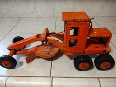 Vintage 50’s Marx Lumar Toy Road Grader Orange Pressed Steel Power Grader
