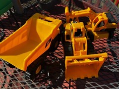 Cat Construction 7″ Dump Truck, Loader & Excavator Toys Combo Pack **NEW**