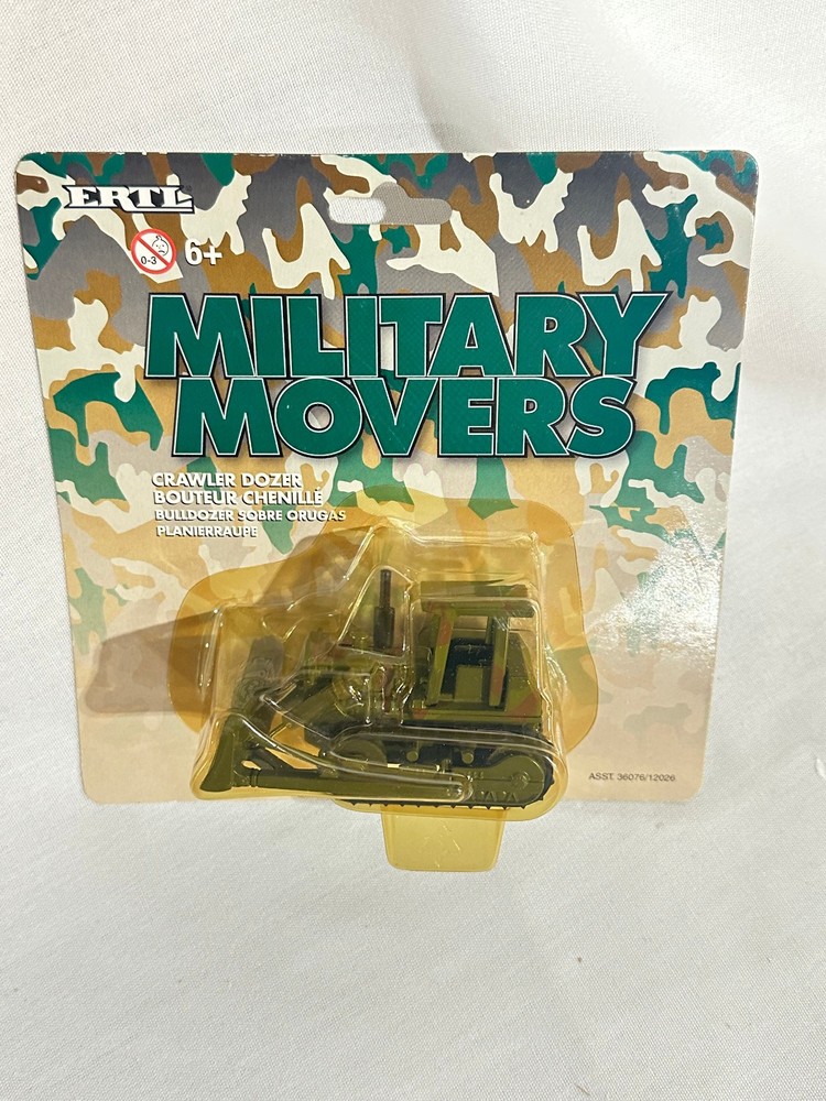 Military Movers Dozer With Blade By Ertl 1/64th Scale