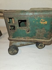1950s distressed Marx Lumar Contractor Pressed Steel Steam Shovel defects