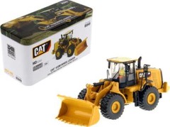 CAT Caterpillar 972M Wheel Loader with Operator High Line Series 1/87 (HO) Scale