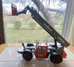 SKYJACK SJ1256 THS Telescopic Boom Forklift-Construction Equipment 1:32 Diecast