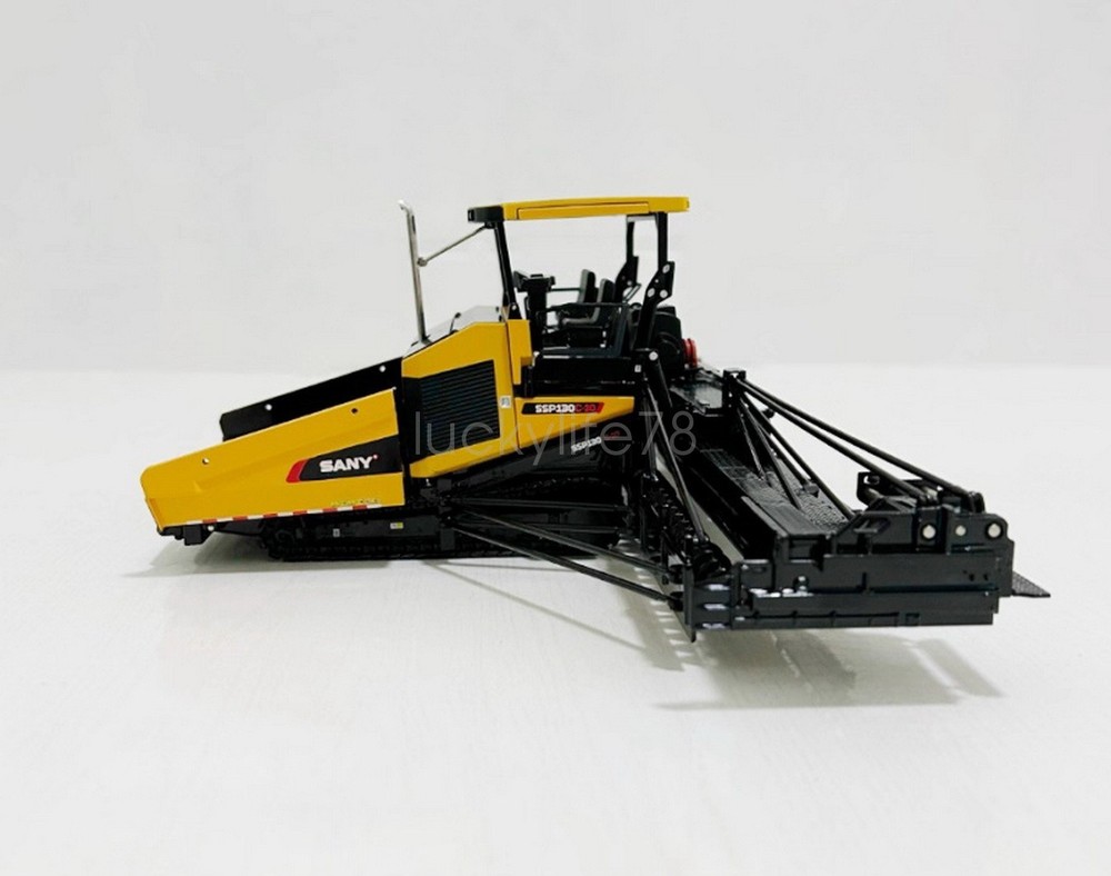 1/35 Scale SANY SSP130C-10 Asphalt Paver Diecast Model Toy Collection