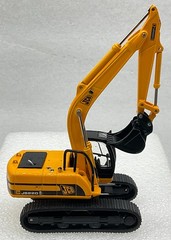 Motorart JCB JS220 Excavator 1/87 Scale
