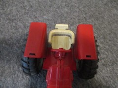 ERTL VINTAGE FARMALL 706 RED TRACTOR – DIE CAST – DECALS – EXCELLENT