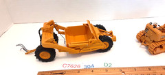 1:50 Allis-Chalmers HD-21 Crawler With Ejector Scraper By First Gear