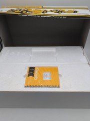 1/25 NIB First Gear International Harvester 433 Scraper Push Pull Set