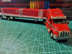 DCP 1:64 S&T Trucking Inc Red Peterbilt Tractor Trailer Used Box