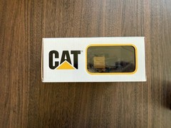 Diecast Masters 85608 CAT 950M Wheel Loader 1/64 Scale Model