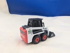 Bobcat 753 Skidsteer Loader 1/50 Diecast Metal Plastic