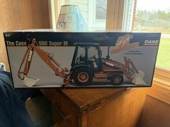 ERTL Case 580 Super M Series Backhoe 40th Anniversary 1/16 Chrome Buckets