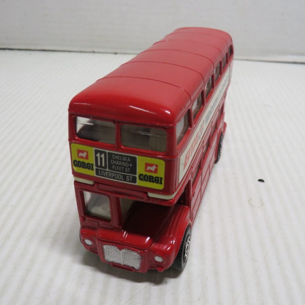 VINTAGE CORGI LONDON TRANSPORT RUNE MASTER DOUBLE DECKER TOUR BUS DIE CAST