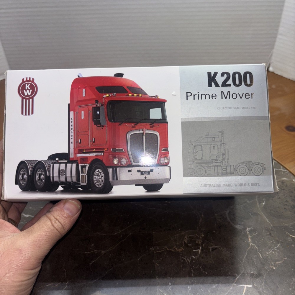 Twh 1/50 Drake Kenworth K200 Prime Mover Red But Box Says White?