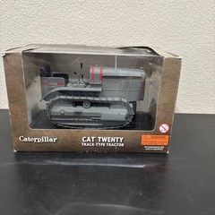 Norscot 1:16 Scale Cat Twenty Track-Type Tractor #55201 NIB