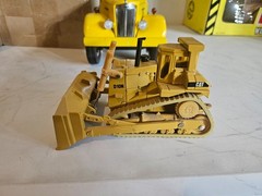 ERTL CAT D10N TRACK BLADE NO BOX