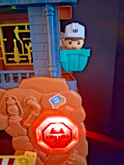 Construction Crane Tower Playset w Revolt W-688 Excavator Light & Sounds Work!!