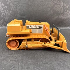 Vintage 1987 ERTL CASE 1550 Toy Model Dozer Track Steel Bulldozer 1:16 Scale USA