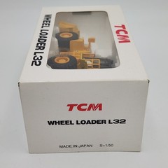 TCM L32 Wheel Loader 1:50 Scale Diecast Construction Model Japan W/Original Box