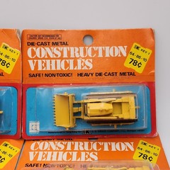 8 Vintage Universal SS Kresge Co Diecast International Skid Shovels Kmart NOS