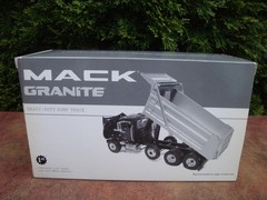 Mack Granite Heavy-Duty Dark Green Dump Truck- 1:34 scale by First Gear (2003)