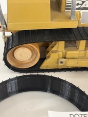 i pair of new tracks for ERTL CASE 1550 Toy 1:16 Model Bulldozer #608-10CO