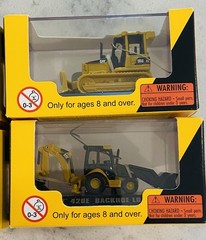 New ~ 4X Norscot Die-Cast Metal CAT Construction Mini’s Vehicles for Diorama