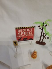 60 pc Small Road Signs Cones Light Poles Replacement Unknown Brand 1-3″