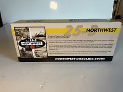 SpecCast 1:50 scale North West 25-D Crawler Dragline w/Box