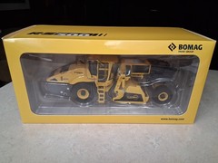 Rare 1/50 Bomag RS500 Grinder Recycler Stabilizer, MIB