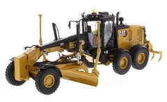 DieCast Masters 85667 1:50 High Line Series Caterpillar 150 Motor Grader