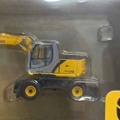 New Holland WE170 1:87 Diecast Excavator Model Yellow Black Gray Construction