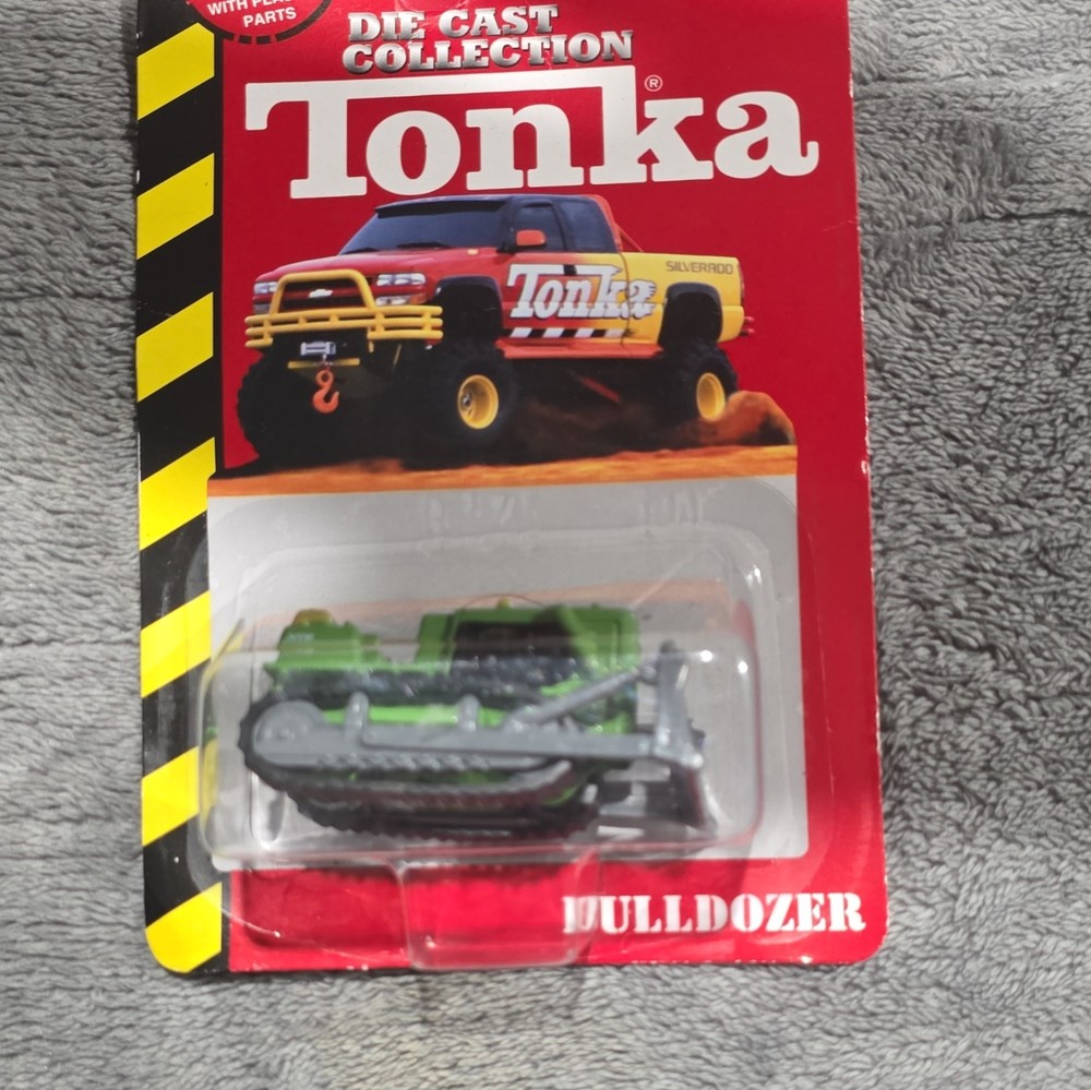 Tonka Die Cast Collection Bulldozer 1:64 Green/Gray Diecast Unopened Box